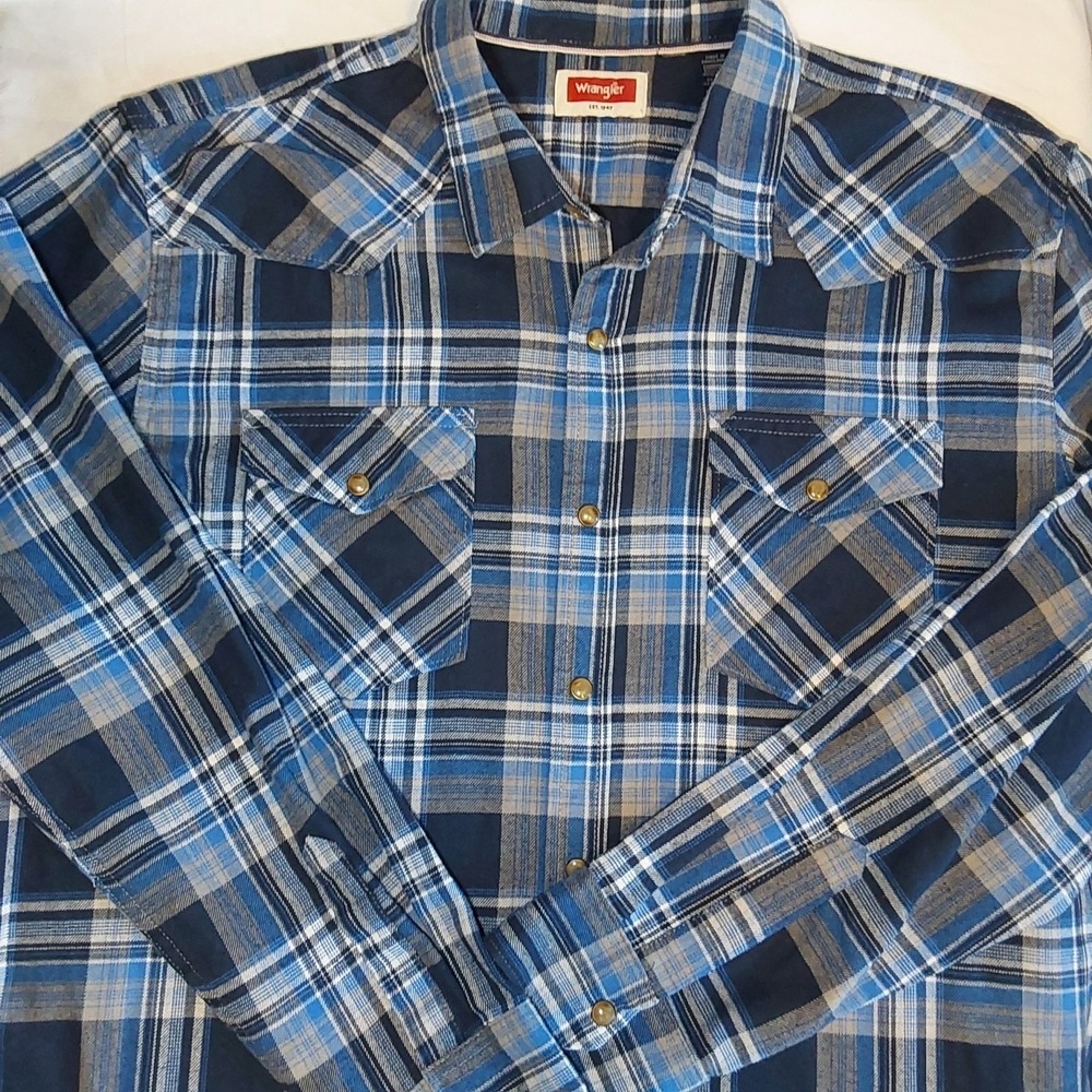 Wrangler Shirt Men's X-Large Blue‎ Shadow Plaid Western Yoke Pearl Snap Rodeo